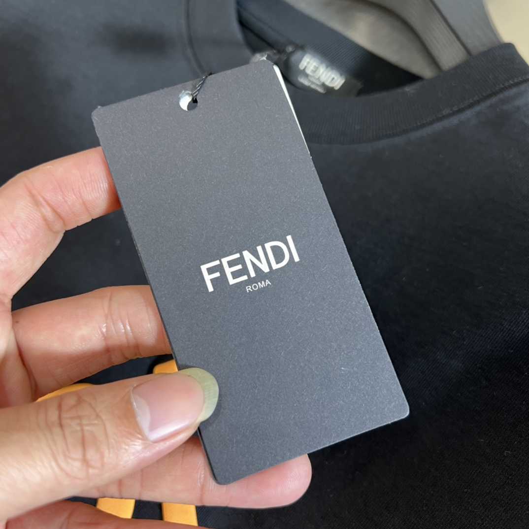 Fendi shirt tag online